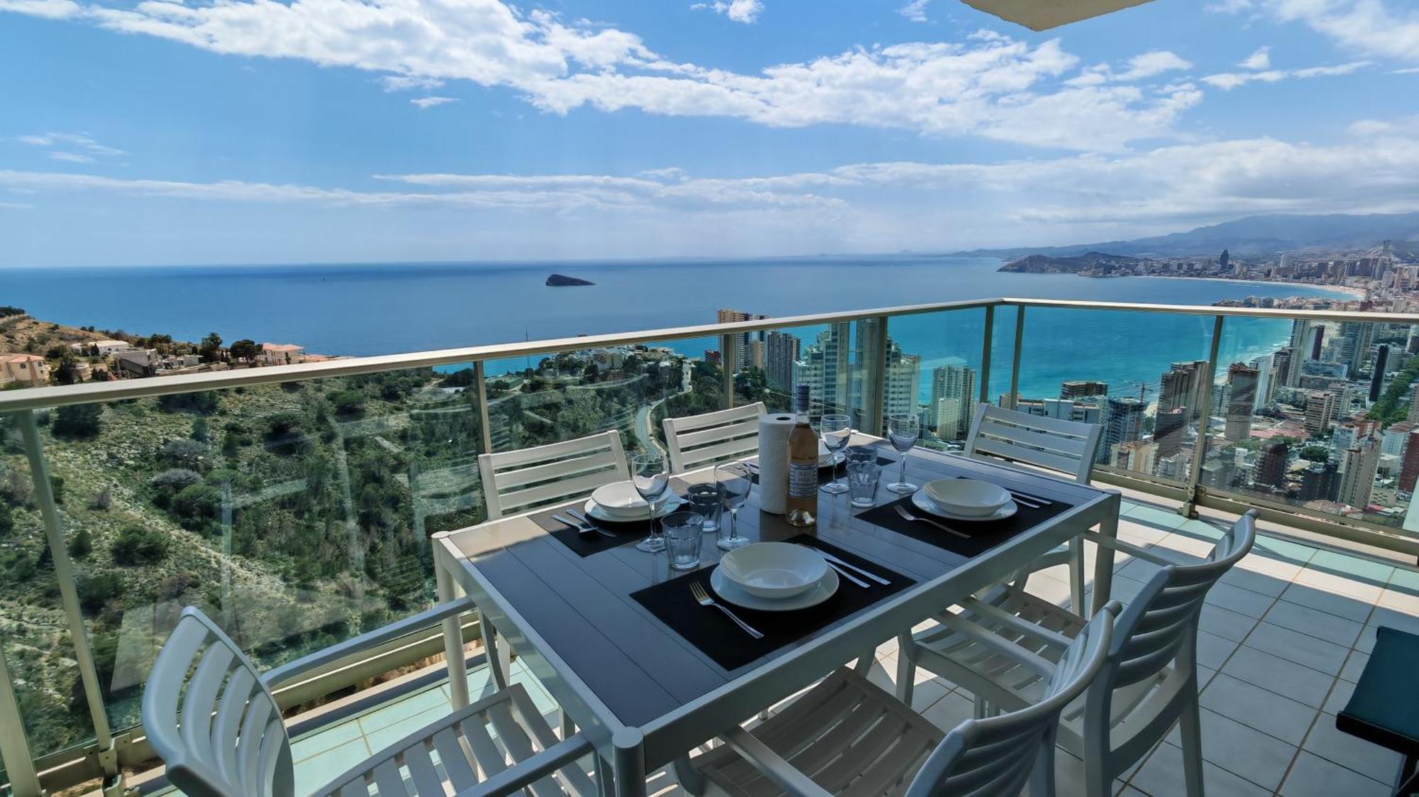 Benidorm High Rise Apartments - Sea Views - Torre Lugano Exterior photo