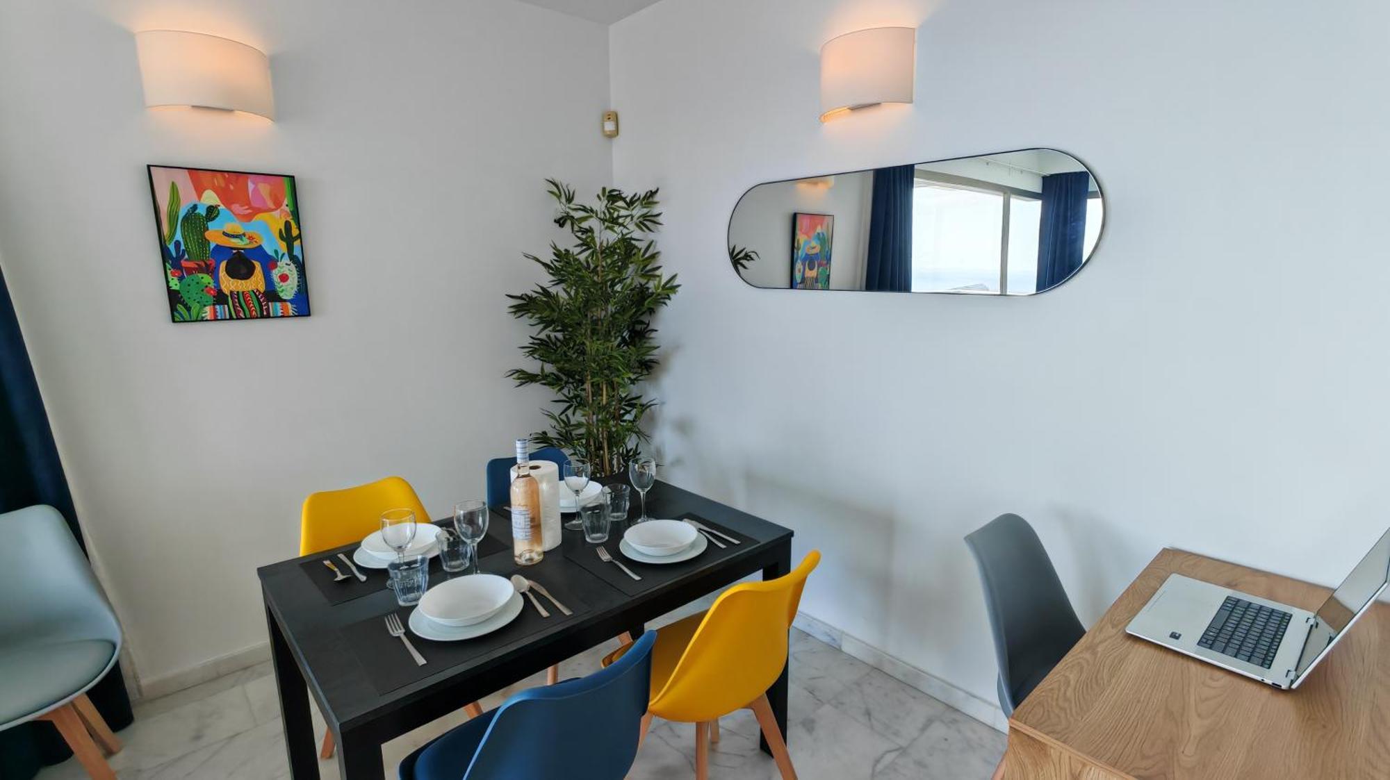 Benidorm High Rise Apartments - Sea Views - Torre Lugano Exterior photo