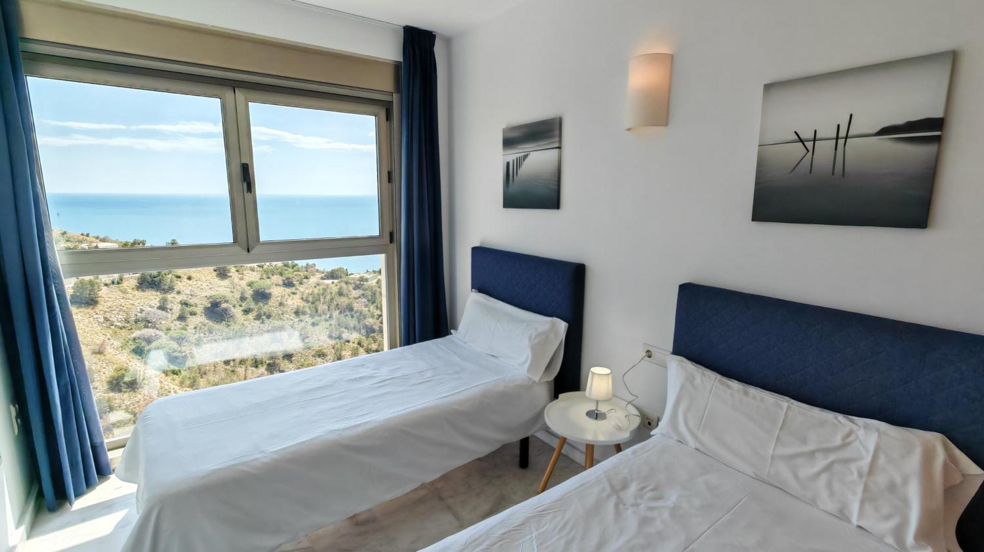 Benidorm High Rise Apartments - Sea Views - Torre Lugano Exterior photo
