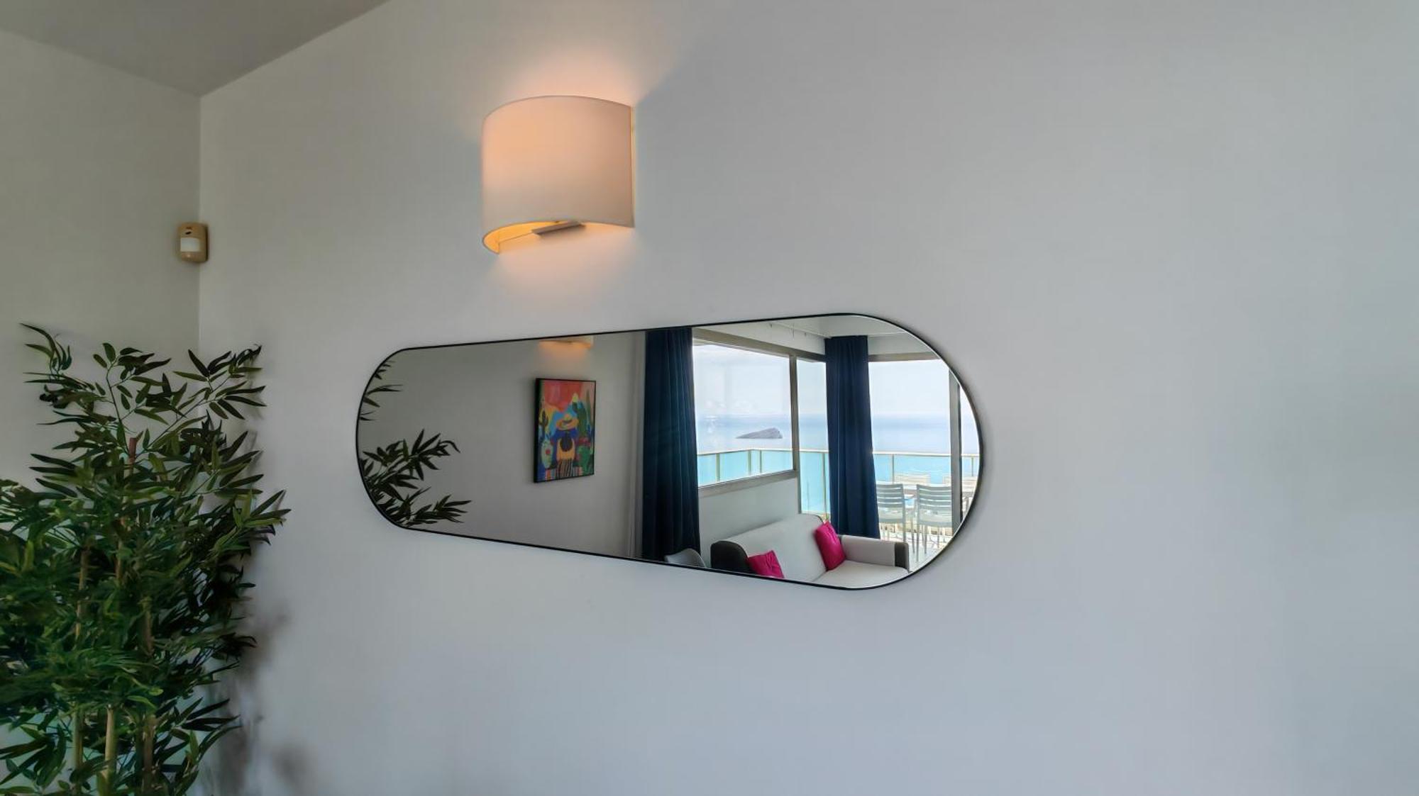 Benidorm High Rise Apartments - Sea Views - Torre Lugano Exterior photo